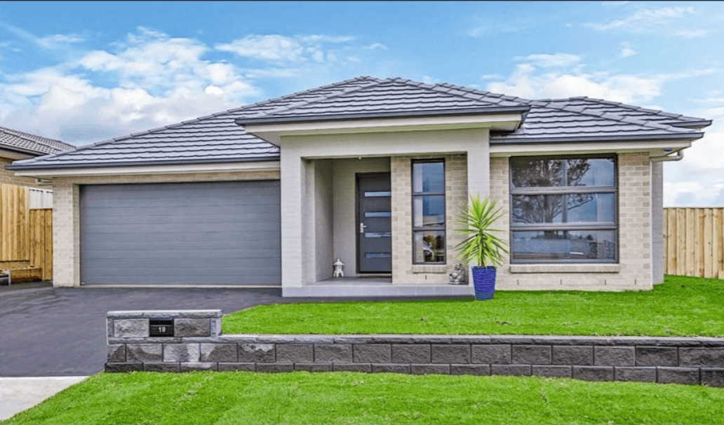 19 Ambrose Street, Oran Park